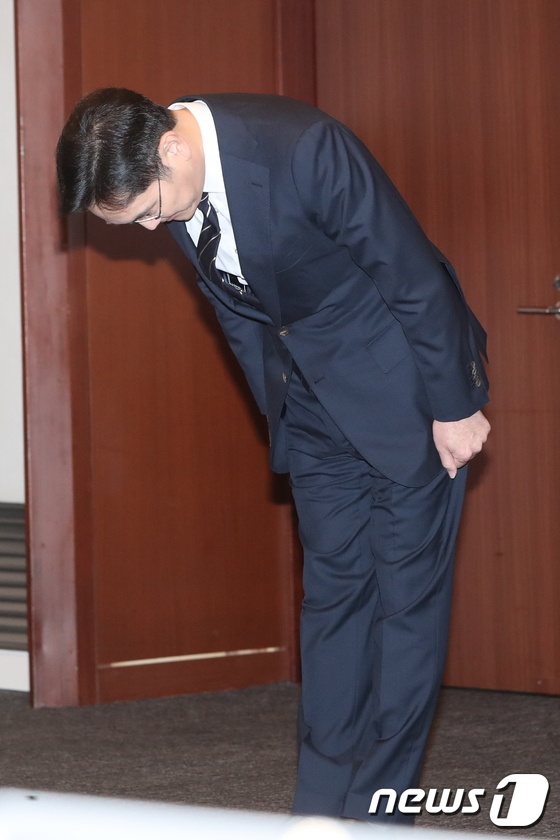 三星三星掌门李在镕向全体韩国人道歉：不会让子女接班