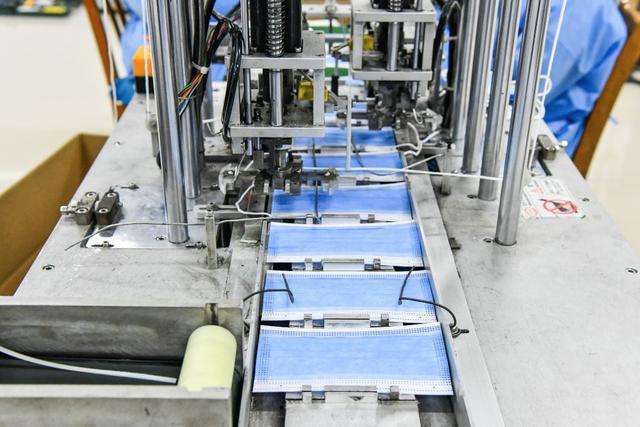 口罩“中国口罩五分之一没法用”?以“洲际炮火”造谣小心自焚