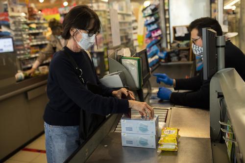 疫情多图丨欧洲疫情趋缓，各国逐步放松疫情管控措施