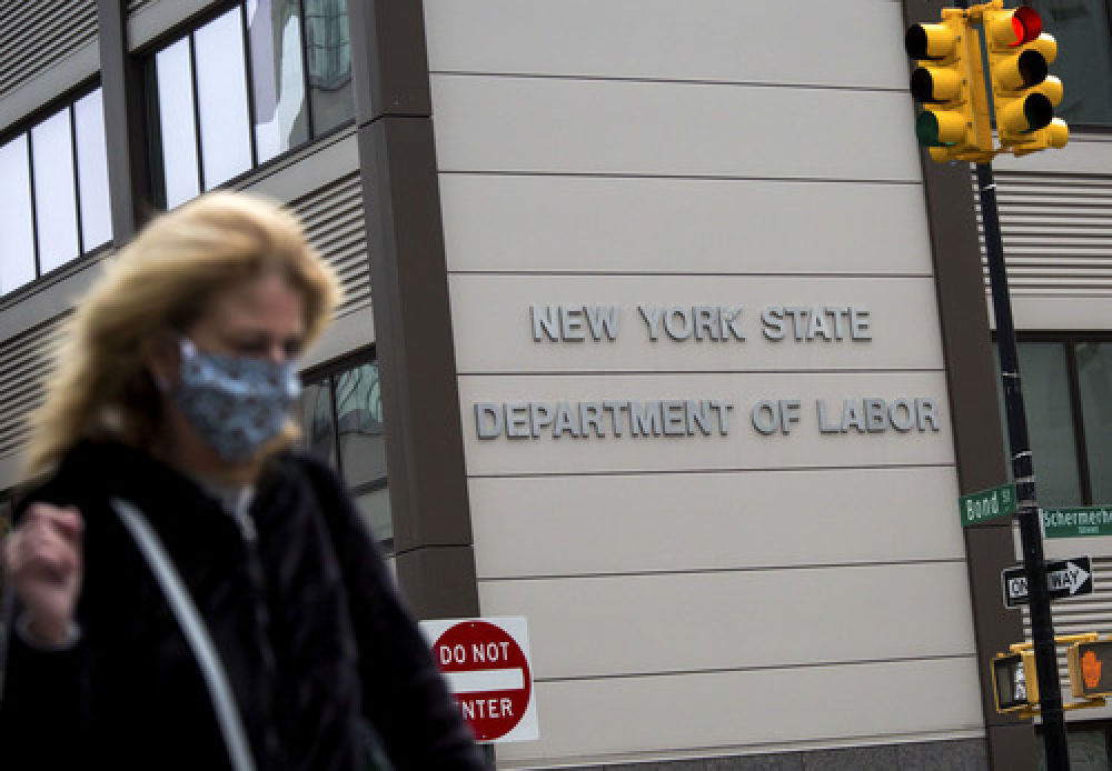 失业率14.7%！美国失业率创下经济大萧条以来最高值