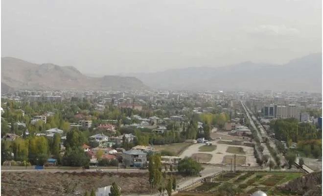 肺炎症状美国累计确诊超130万例!死亡病例中出现一个让人忧心现象,奥巴马向特朗普“开火”