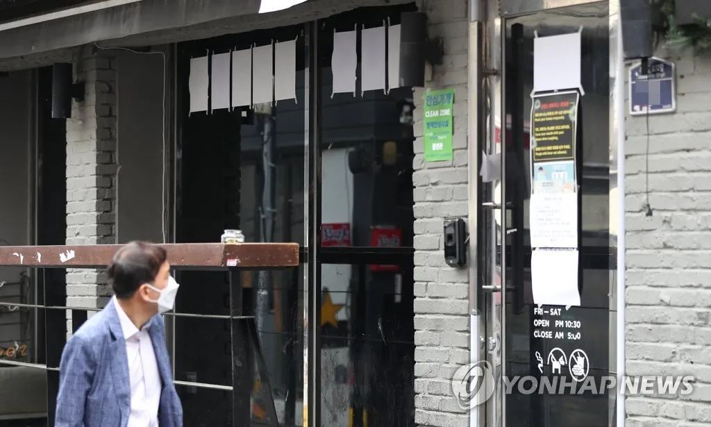 肺炎症状美国累计确诊超130万例!死亡病例中出现一个让人忧心现象,奥巴马向特朗普“开火”