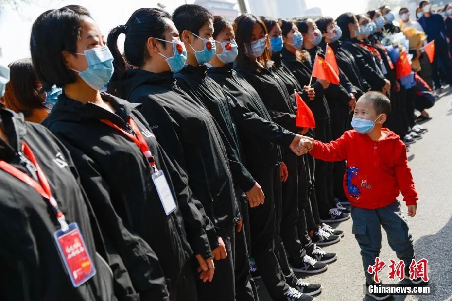 疫情谢谢你们，疫情下的“妈妈”