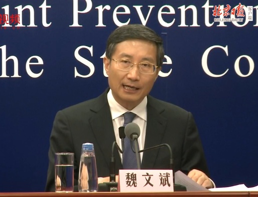 视疲劳当下流行的“挤眉弄眼”眼保健操，不能减缓近视发展和视疲劳