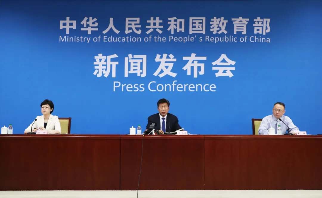 疫情全国超1亿学生已返校，校园防控由“阵地战”转为“运动战”后接下来该怎么做？