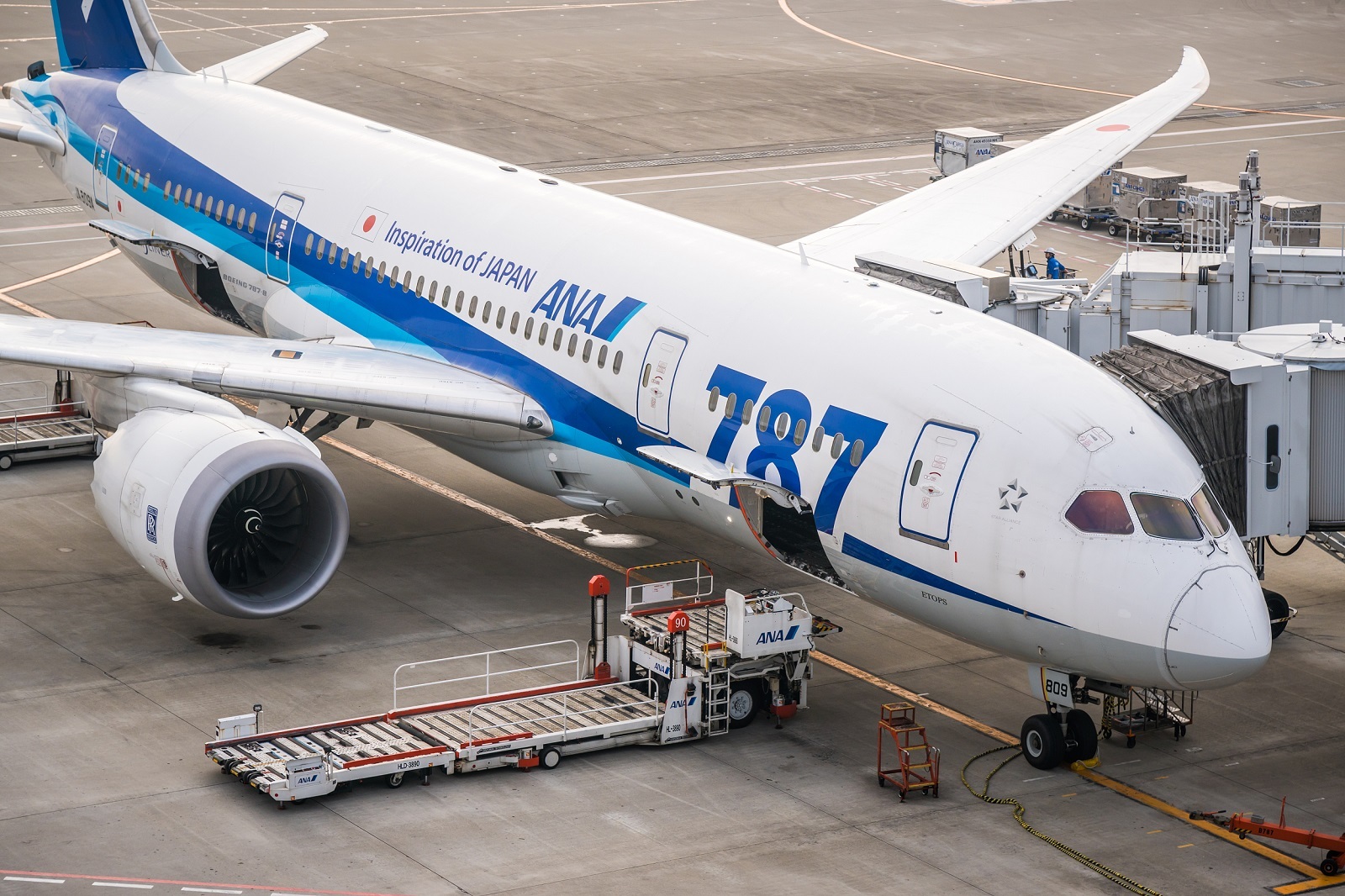 肺炎新冠肺炎疫情打击日本航空业 3月国际旅客人数同比下降73.8%