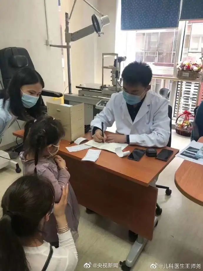 娱乐“总有些人的强大超乎想象”！被砍伤的陶勇医生，恢复出诊了