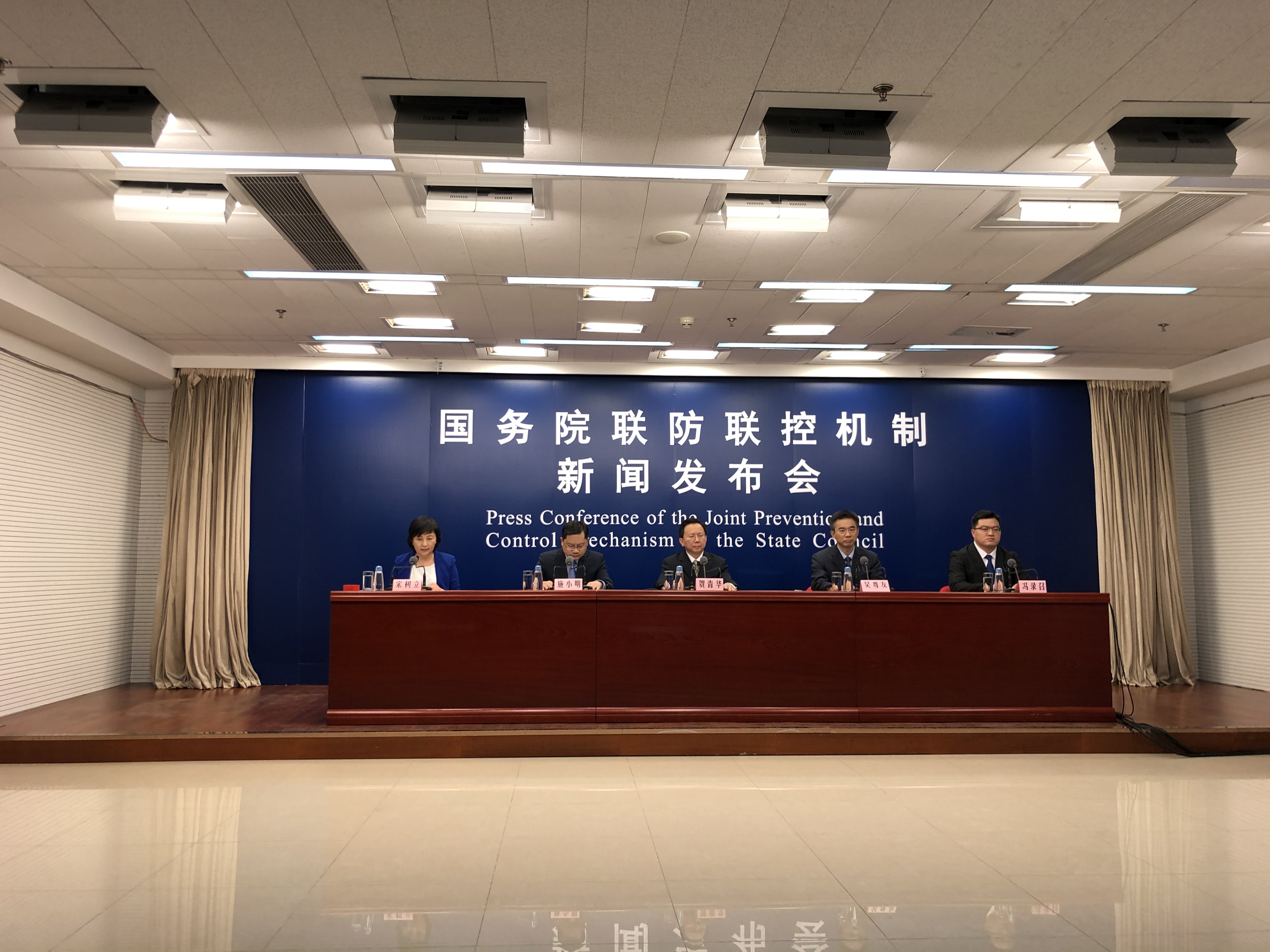 口罩什么情况下可不戴口罩？专家：通风条件好的地方没必要戴