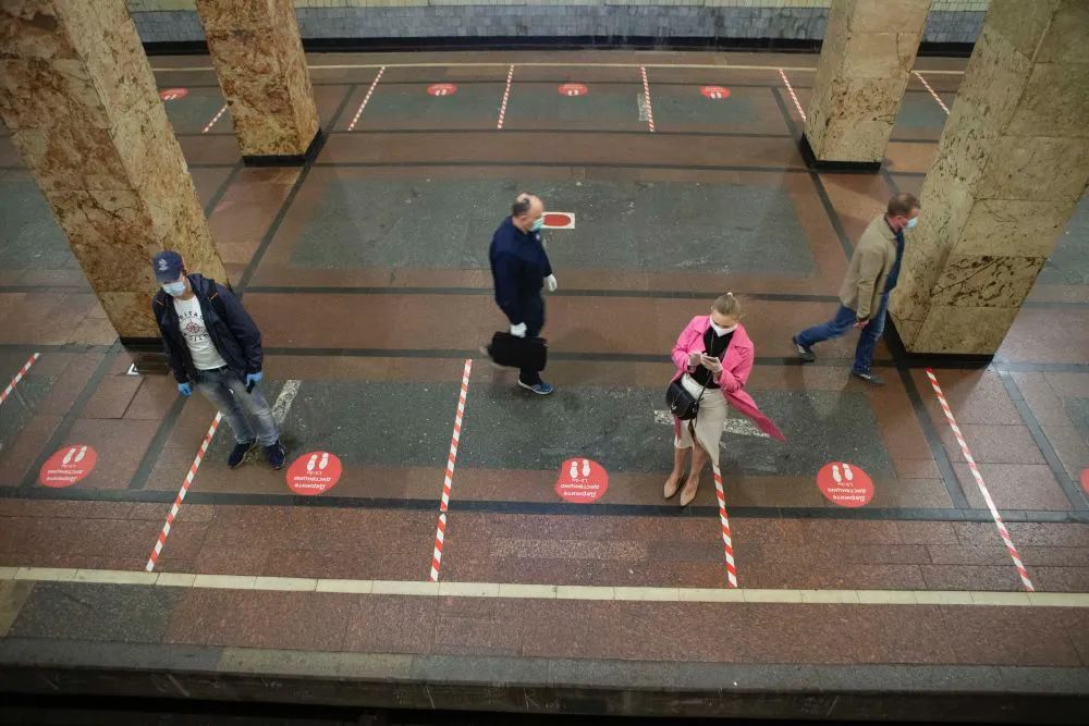 肺炎何时风险等级会调低？何时能战胜病毒？世卫组织最新回应