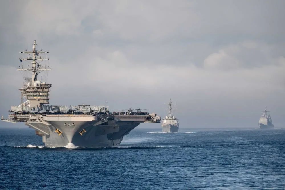 疫情疫情之下 多国拿军费开刀？