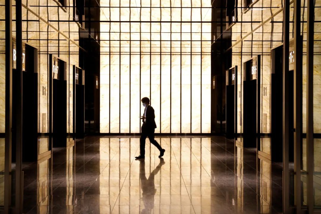 心理健康疫情令人习惯“与世隔绝”生活 解封后也不想走出家门……