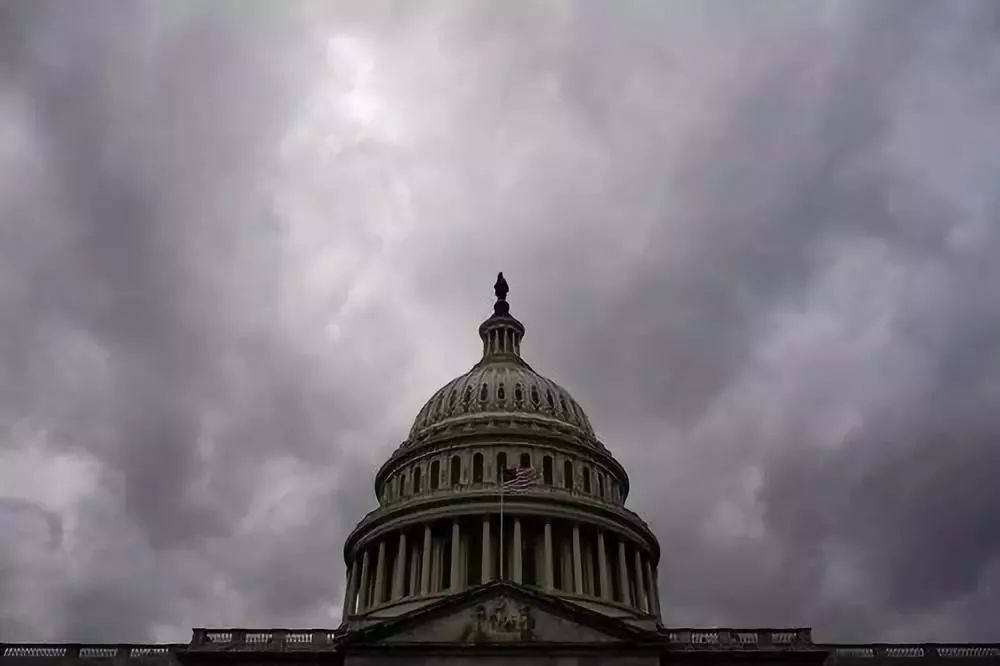 问题疫苗参考快评 | “偷窃疫苗”的锅，我们坚决不背！