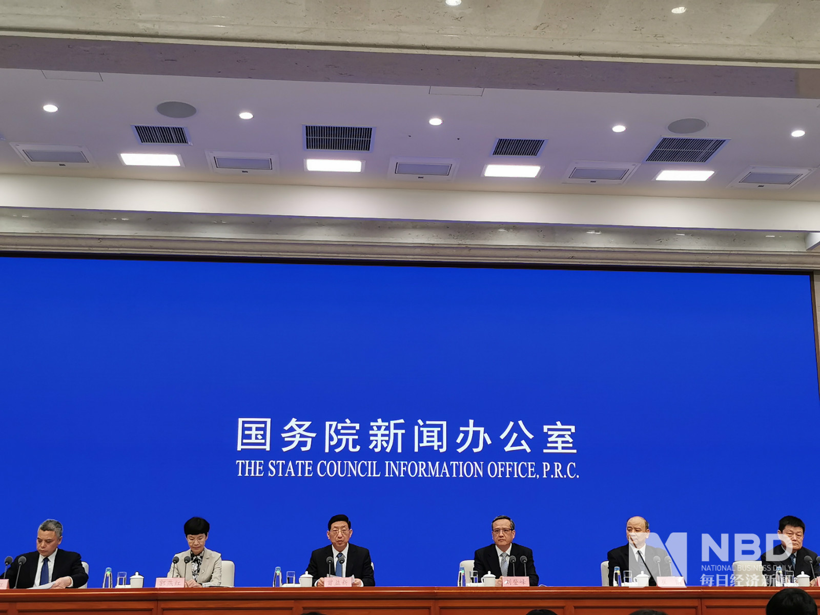 传染病国家卫健委：对无症状感染者也采取相应隔离措施，进行严格医学观察