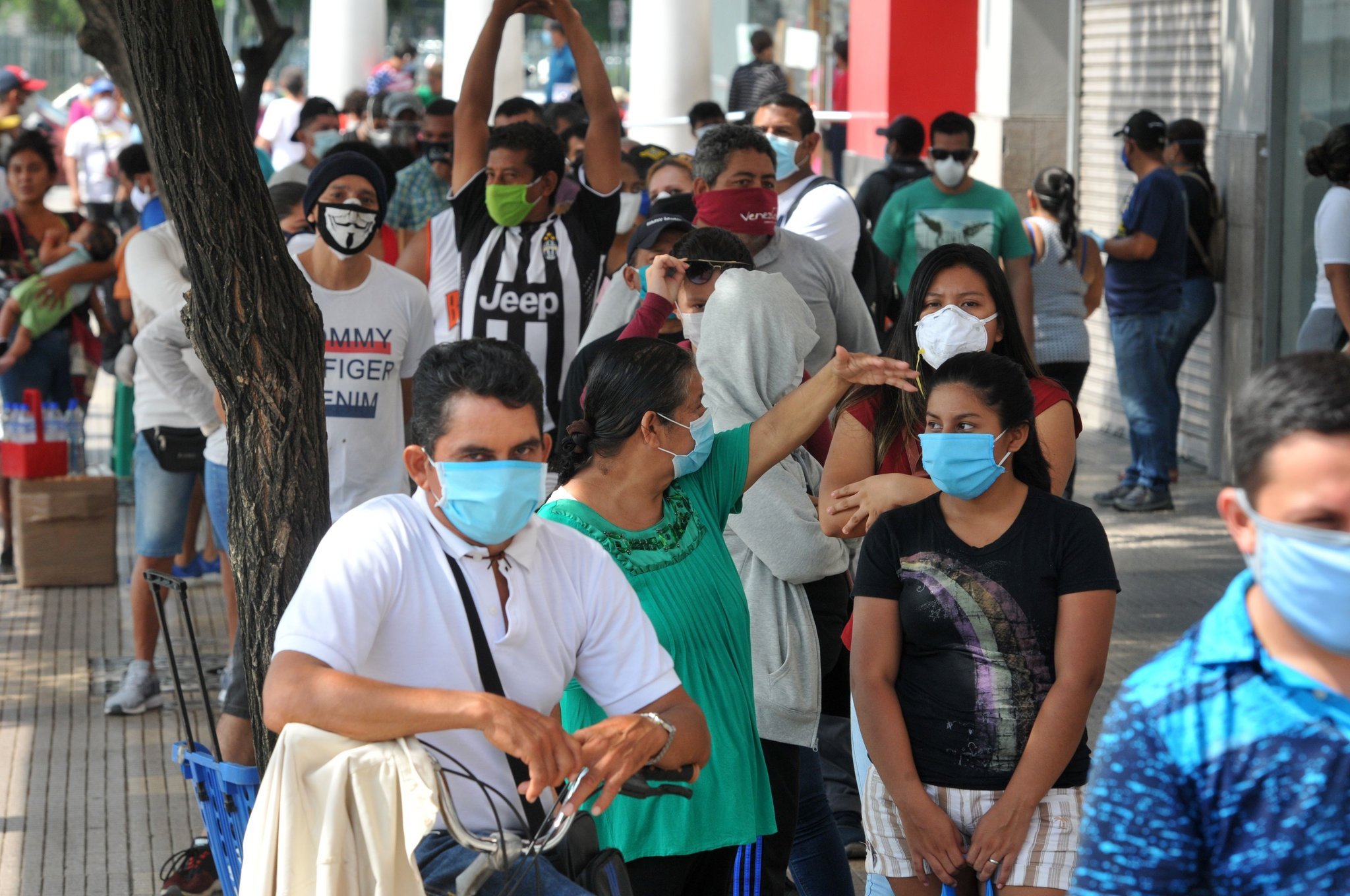 疫情5月16日全球疫情观察：至少11国日增确诊超千例 巴西新卫生部长上任不足1月便辞职