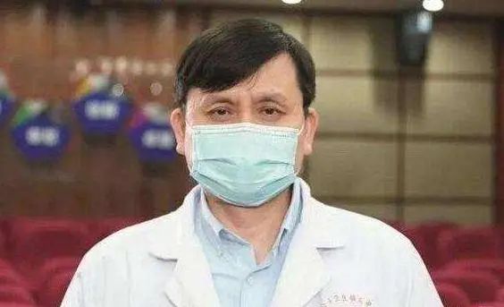 张文@张文宏医生，这样的权威再来一打