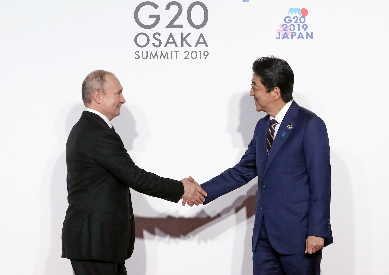 时政外交日本重新把“拥有北方四岛主权”写进《外交蓝皮书》，与俄缔结和约谈判已无望？