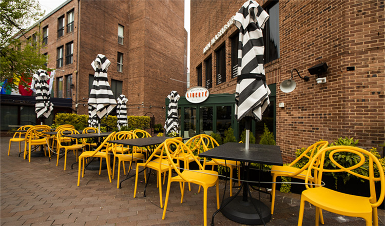 美联储美国失业人口再增244万，美联储对金融风险感到担忧