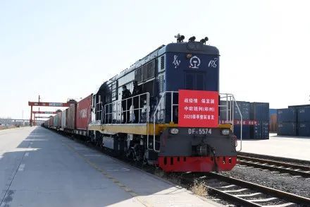 疫情独家专访杨传堂，你关心的交通问题答案都在这里了→