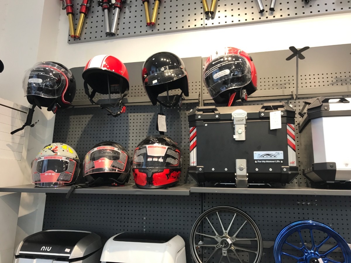 骑行头盔戴头盔可救命！头盔不能炒，更不能是样子货