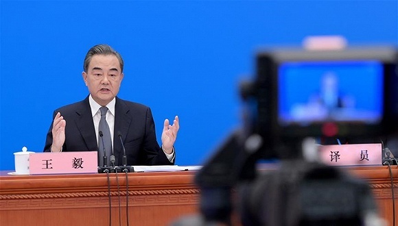 王毅王毅回应“战狼外交”：中国人是有原则、有骨气的