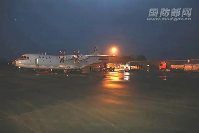 疫情|争分夺秒，共同抗疫，这就是中国军人的姿态！