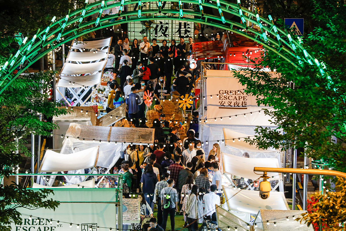 安义夜巷回来了不仅太好逛而且常逛常新