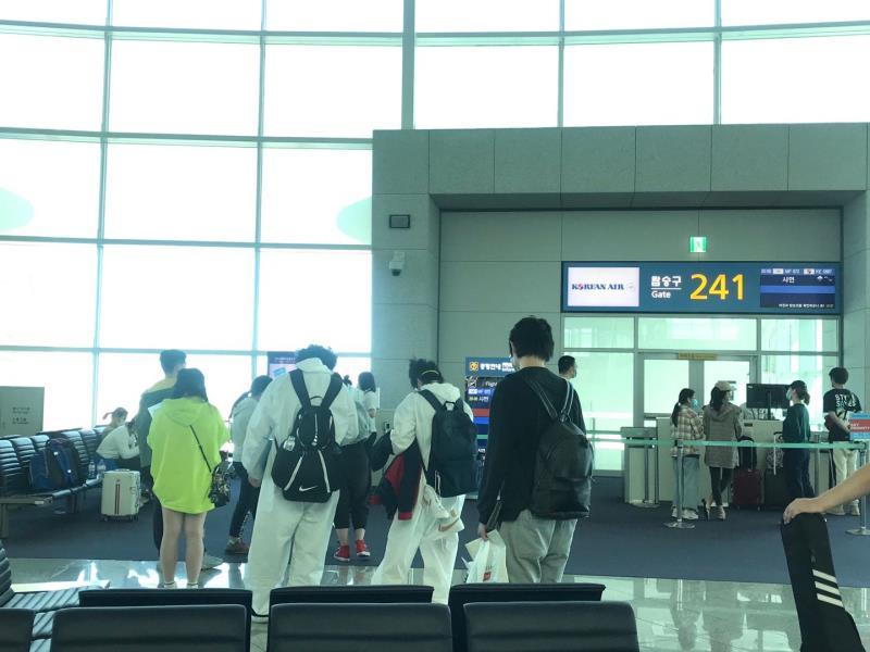 民用航空|最暖心“延误”：航班主动推迟7小时起飞，保96名同胞回国