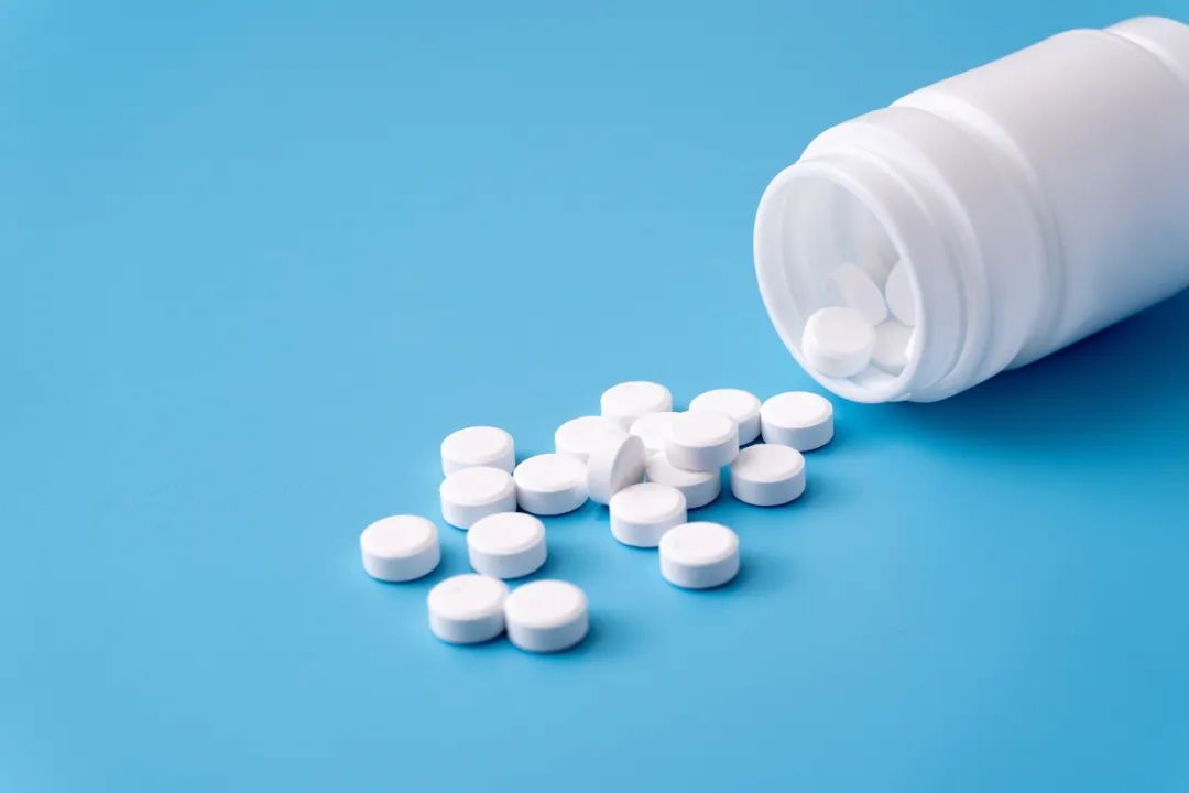 羟氯喹|被世卫叫停的“神药” 美国送巴西200万剂