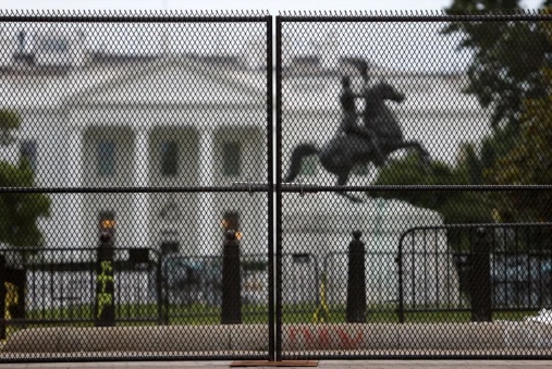 白宫|示威之“火”继续蔓延 美国防部调兵增援白宫