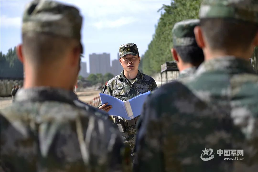 陆军|奋斗吧，青春！直击西部战区陆军2020士兵招生军事共同课目考核现场