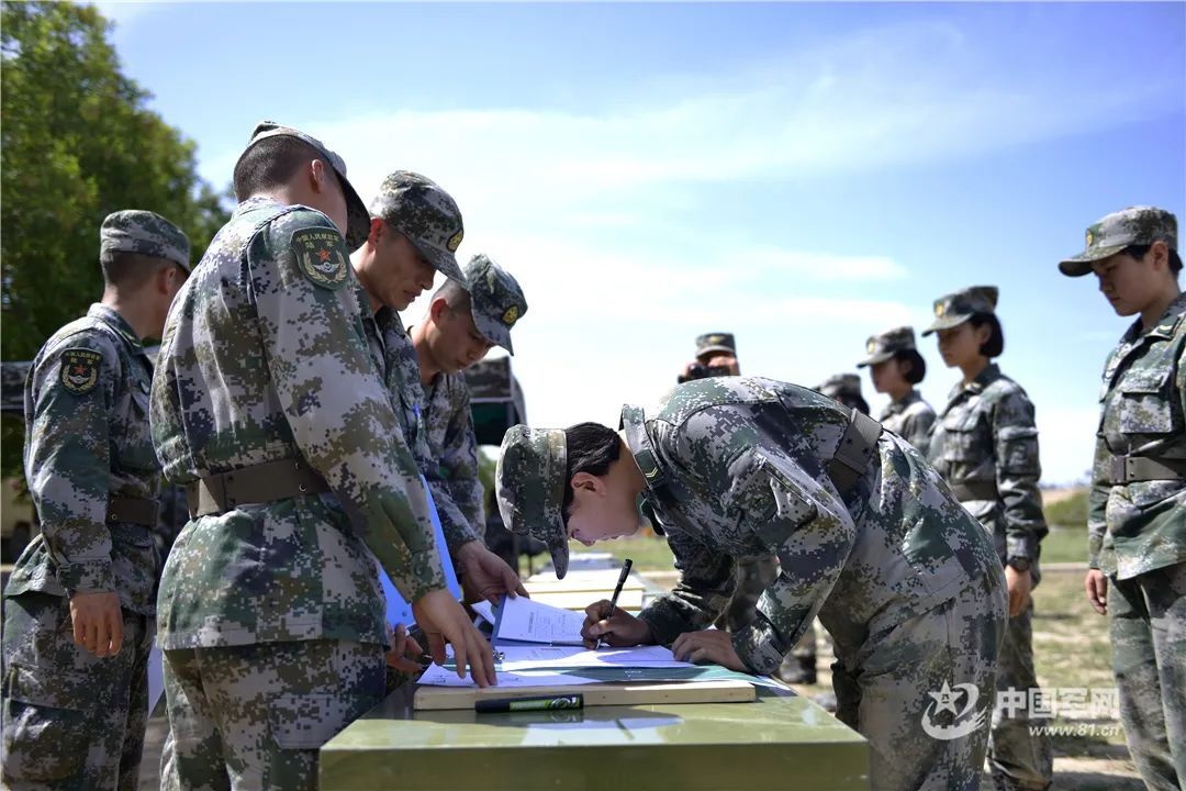 陆军|奋斗吧，青春！直击西部战区陆军2020士兵招生军事共同课目考核现场