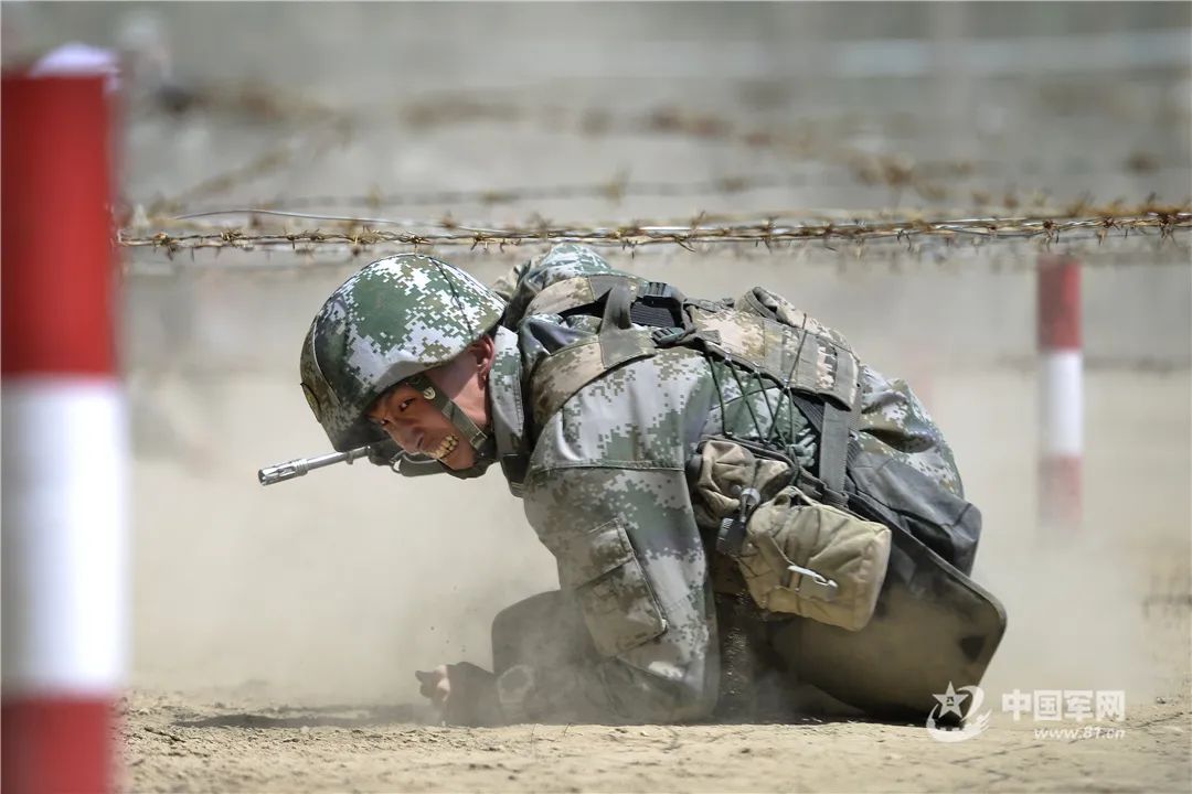 陆军|奋斗吧，青春！直击西部战区陆军2020士兵招生军事共同课目考核现场