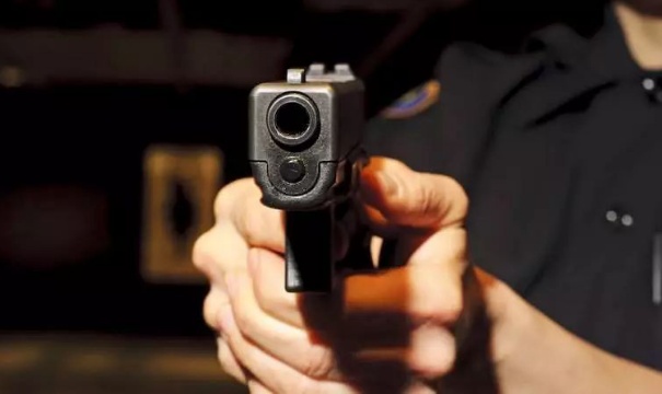美国警察|美国警察为何那么“牛”？主要是因为这四点
