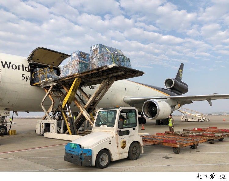 疫情|民航局：调整国际客运航班“五个一”措施，预计平均每日入境约4700人