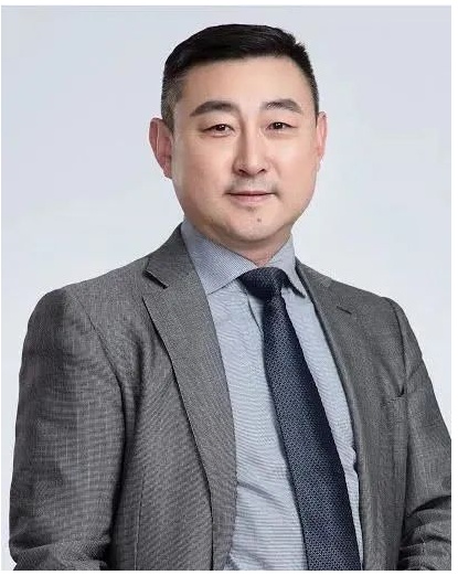 博纳影业集团|博纳影业副总裁黄巍坠楼身亡,生前一条朋友圈让人泪目…警方最新通报