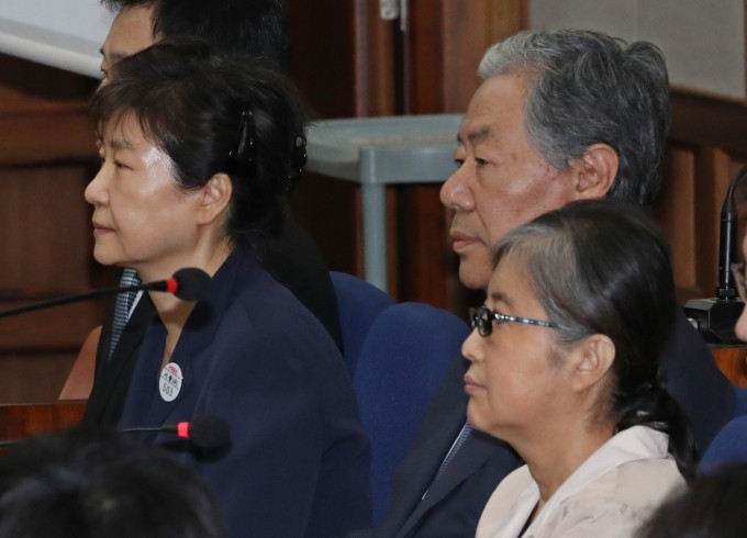 崔顺实|快讯！崔顺实干政案终审获刑18年 罚款1.2亿人民币