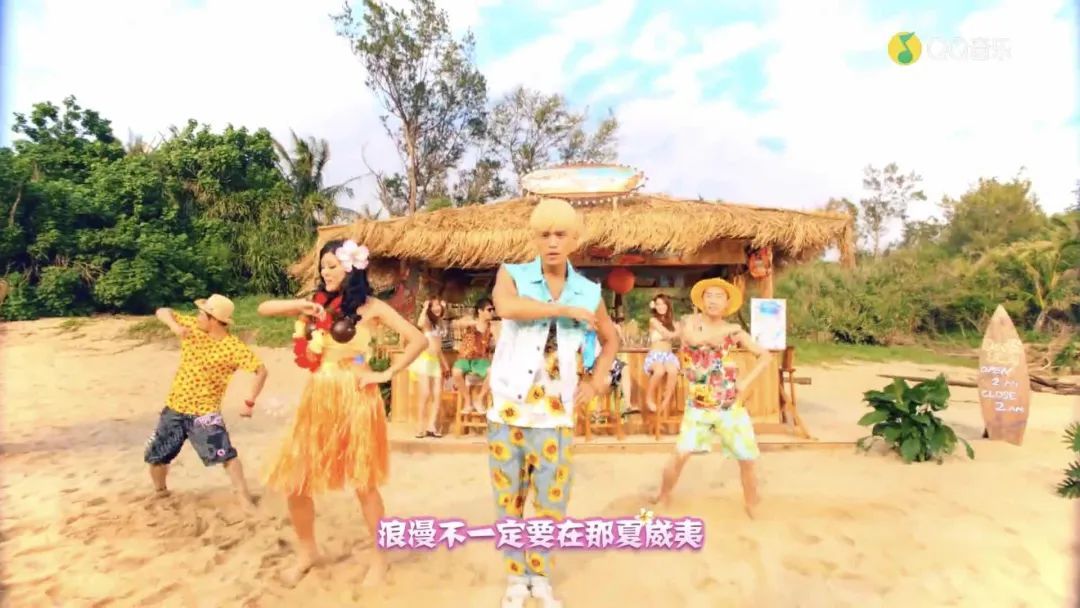 周杰伦|周杰伦新歌听起来为什么如此耳熟?因为这些老梗一直都在