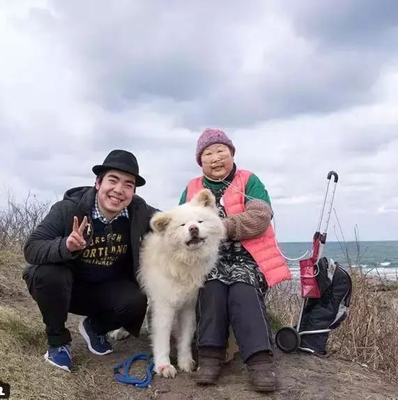 视觉志|“83岁奶奶和13岁女孩的故事。”