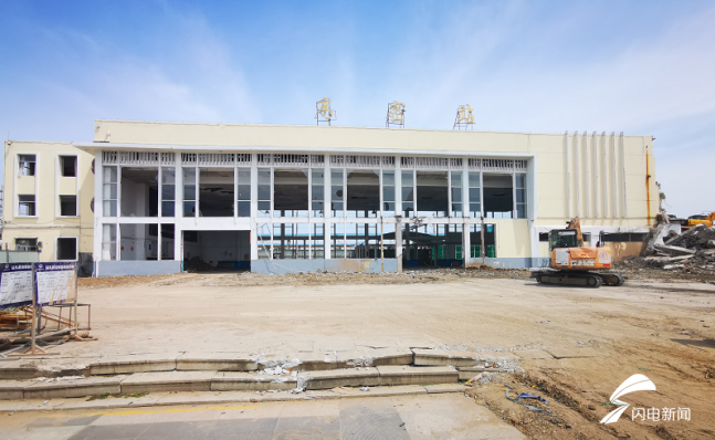 72秒丨潍坊高密火车站站房开始拆除迎百年来第二次变身