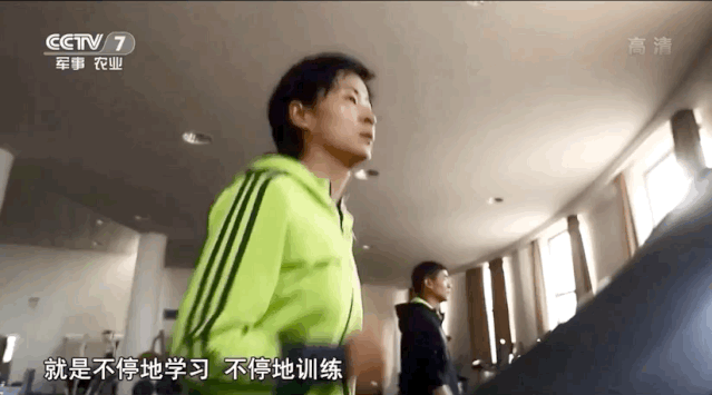 飞向太空|了不起的她 | 乘风破浪！8年前的她飞向太空，征服星辰大海！