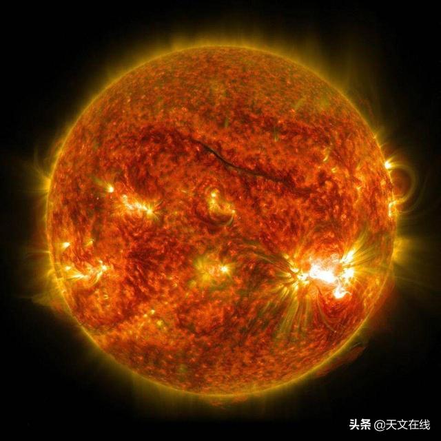 天文|当光子发生红移，能量流向了哪里？