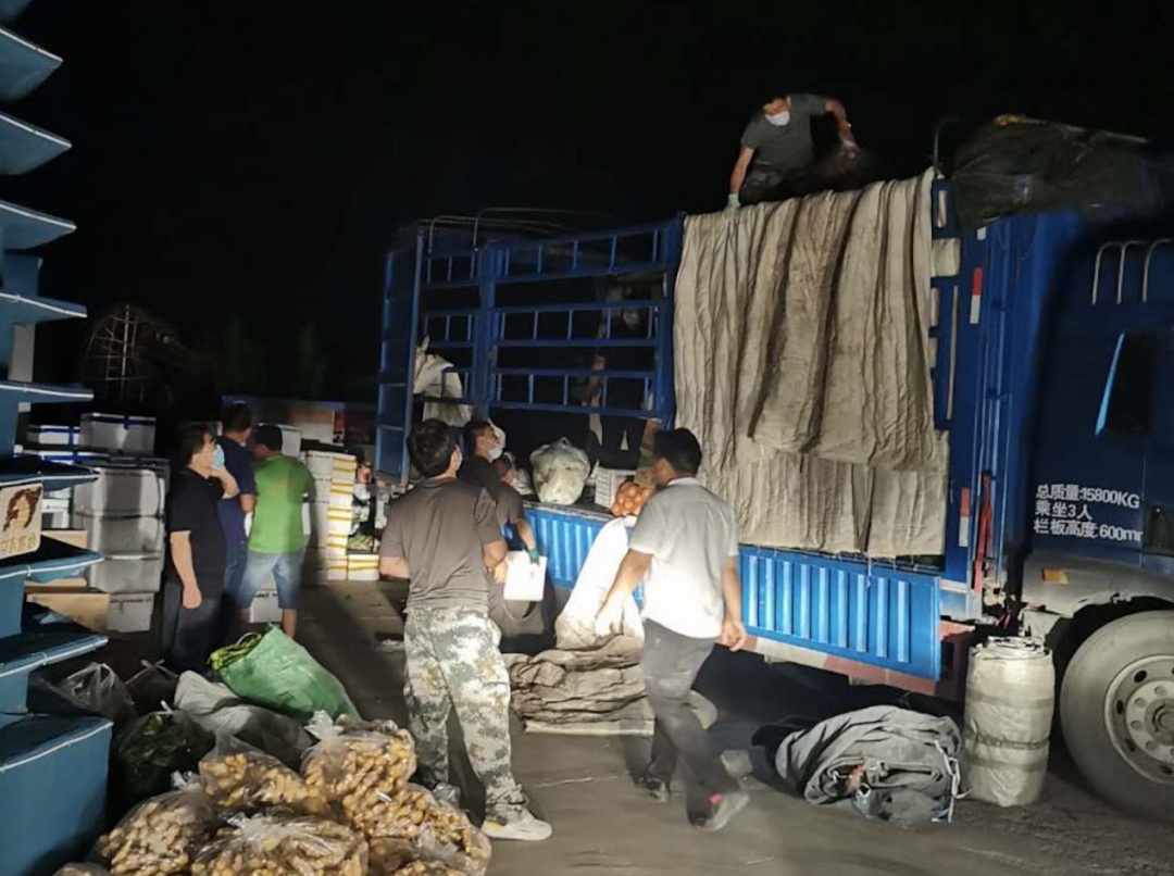 |新发地休市，小区居民是怎么买菜的？｜图片故事