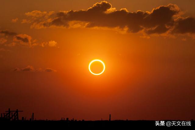 天文|“金环”悬于天：本周末，看日环食如何带来令人窒息的美