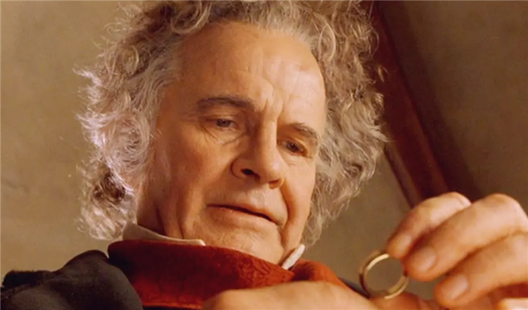 魔戒|送别比尔博·巴金斯！主演过《指环王》《霍比特人》的伊安·霍姆去世