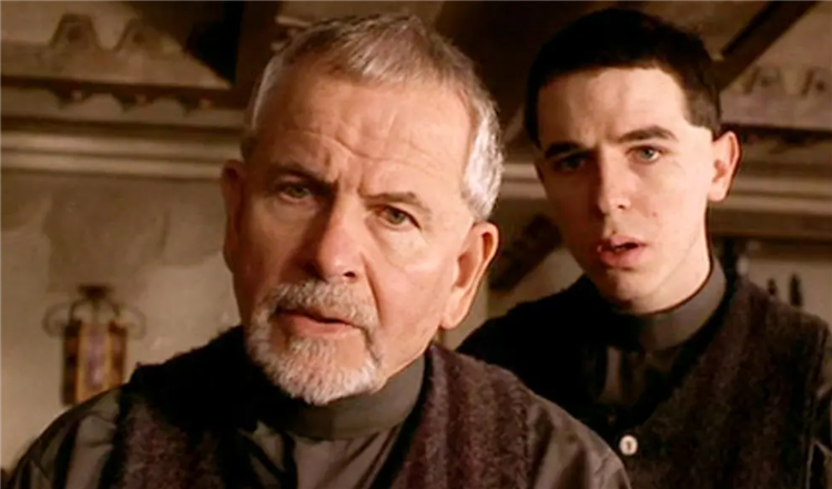 魔戒|送别比尔博·巴金斯！主演过《指环王》《霍比特人》的伊安·霍姆去世