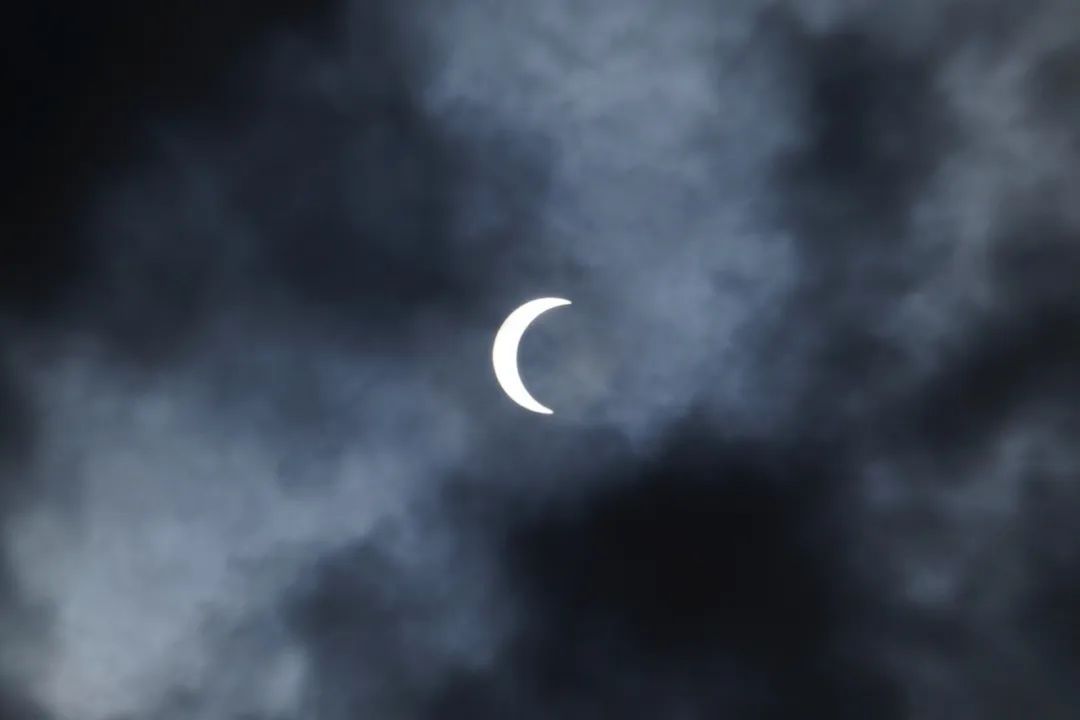 日食|高清大图！金边日食高光时刻