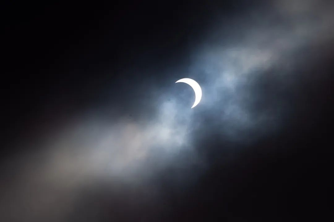 日食|高清大图！金边日食高光时刻