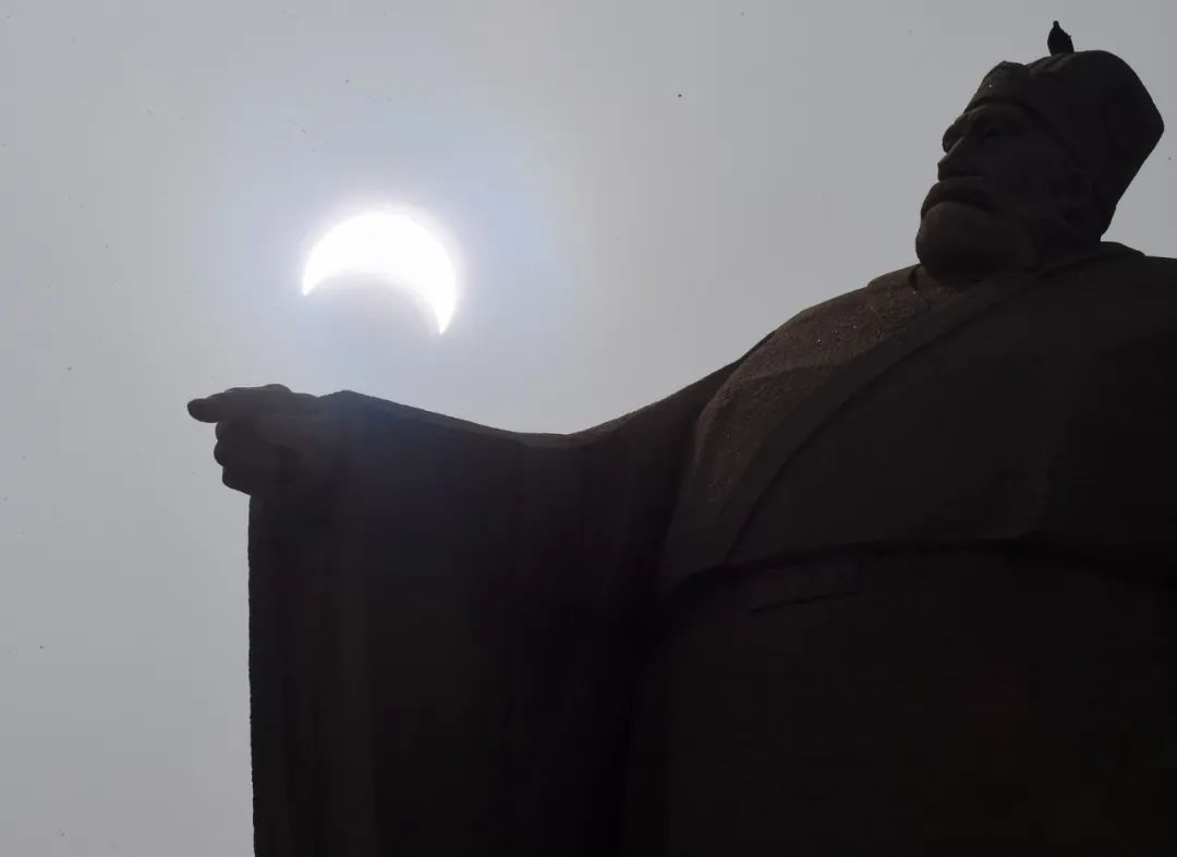 日食|高清大图！金边日食高光时刻