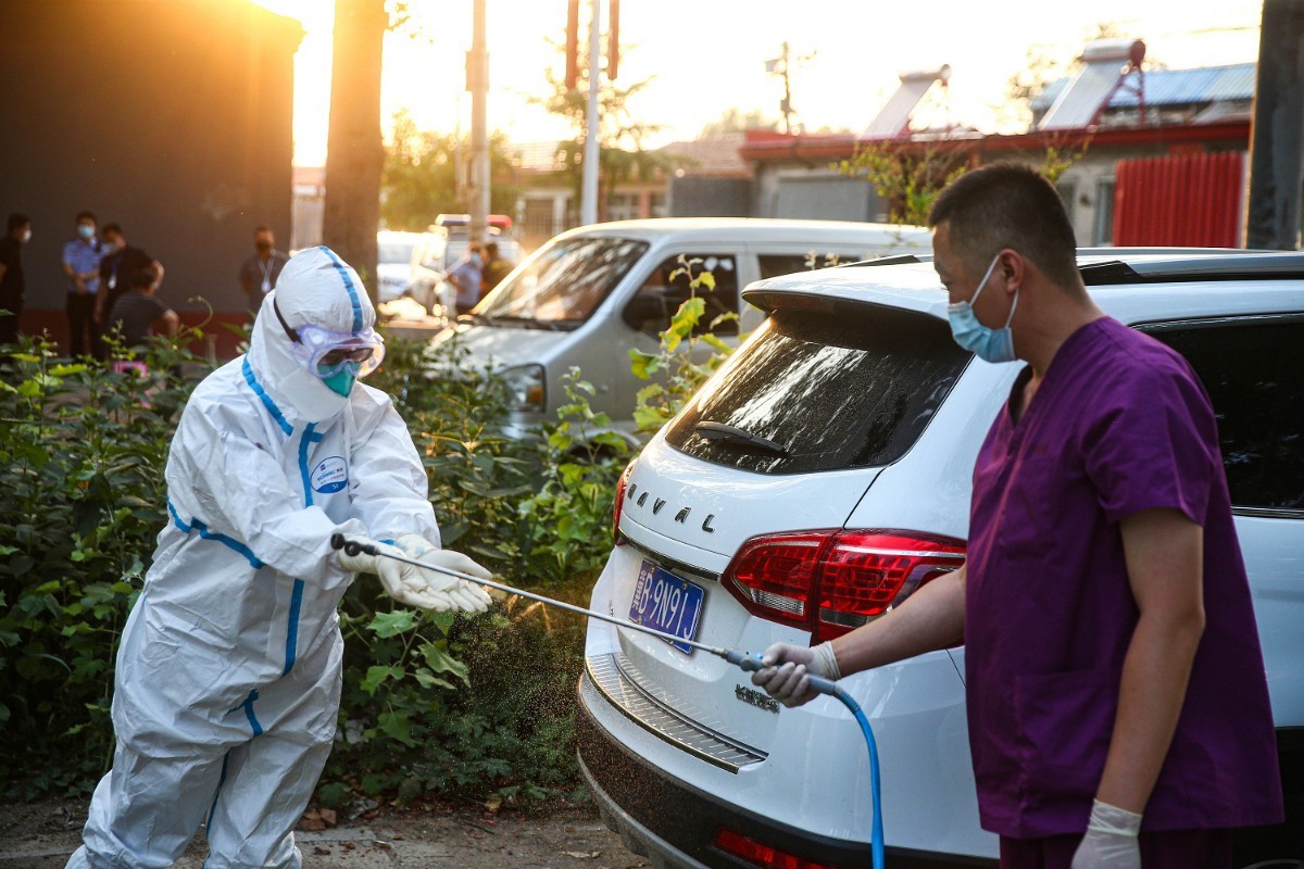 流行病学|走近流行病学调查员：“追逐”病毒像警察破案般寻找蛛丝马迹