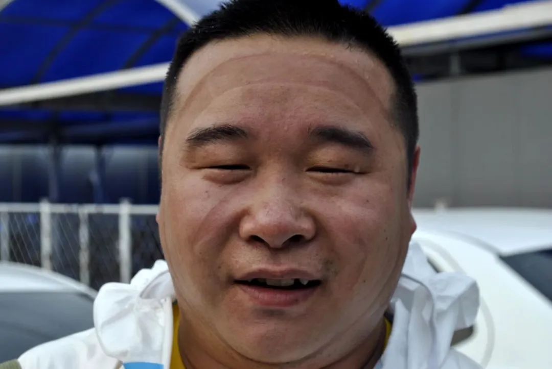 防化服|脱下防化服倒出2斤汗水！这些消杀“战士”太辛苦了